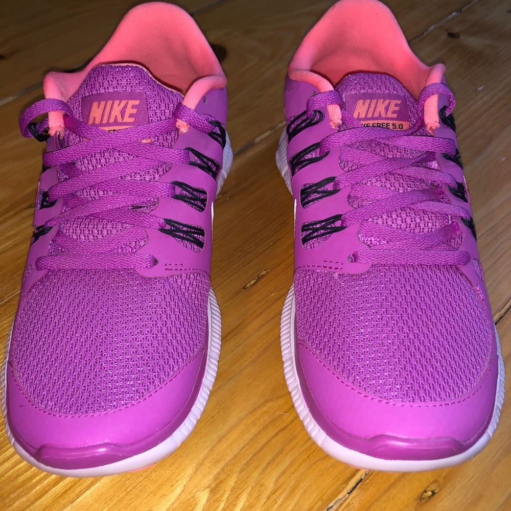 Nike Free 5.0 Women’s Sneakers